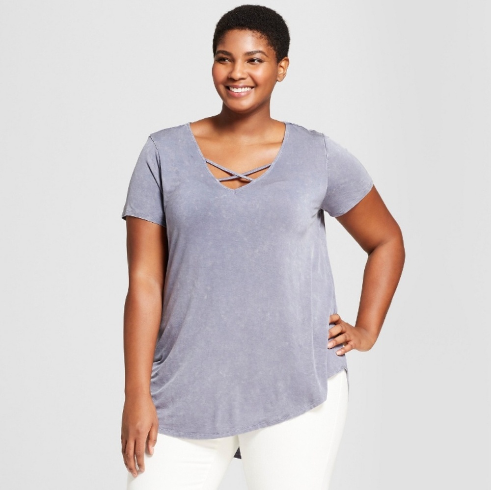 Ava &Viv 4x cross front drapey short sleeve top